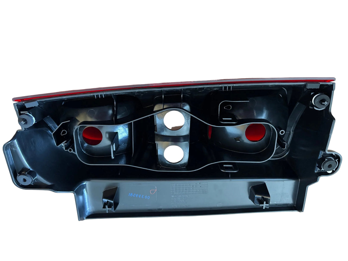 Vauxhall Citroen Peugeot Rear Passenger Side Outer Rear Light New 9808243180